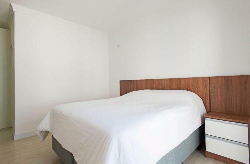 3 Quartos Em Canela - Decorado E Equipado Em Bairro Tranquilo