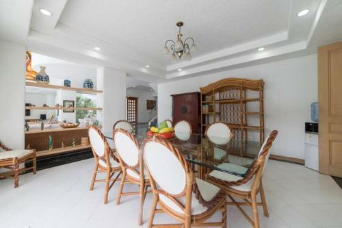 Preciosa Casa Con Piscina Y Un Clima Privilegiado