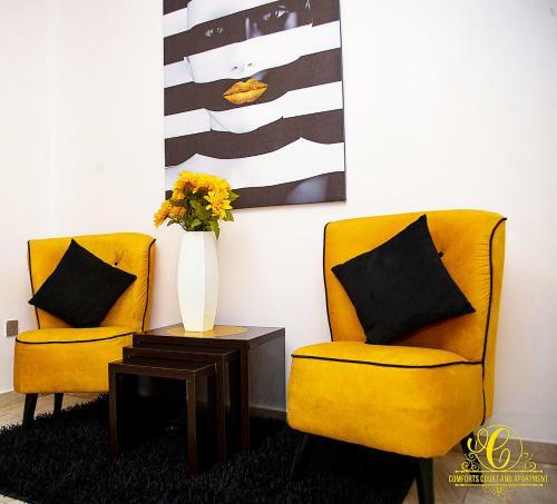 Comforts Court And Apartment