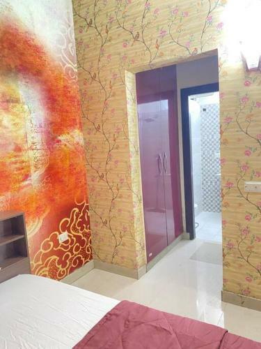 Entire Villa With Private Parking & Private Garden