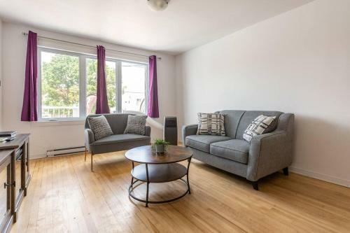 Apartamento Lovely Rental Unit With Balcony~ Autoroute 40