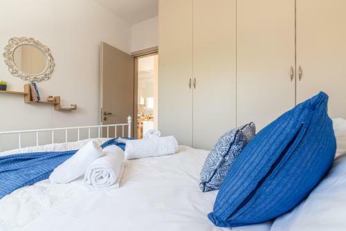 Apartamento Comfy House For Families & Couples With Backyard