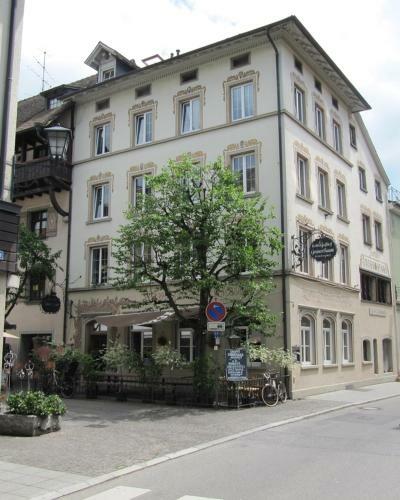 Hostal Gasthof Gr�ner Baum