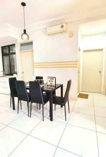 Apartamento B1606 Platino Paradigmmall Netflix Poolviewstay