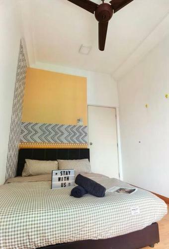 Apartamento B1606 Platino Paradigmmall Netflix Poolviewstay