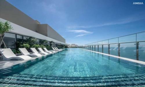 Tomorrow The Song Apartment V?ng T�u