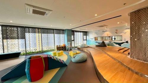Tomorrow The Song Apartment V?ng T�u