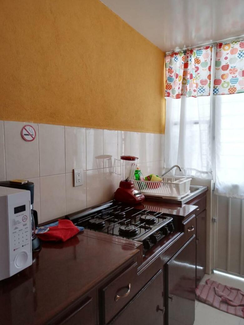 Casa Amplia A 5 Min Del Centro En Zona Cerrada