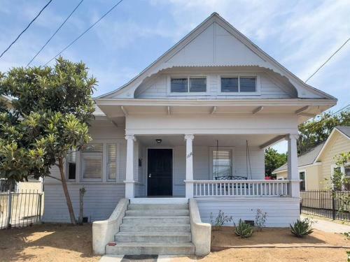 5 Bedroom Koreatown Charmer Near Dtla
