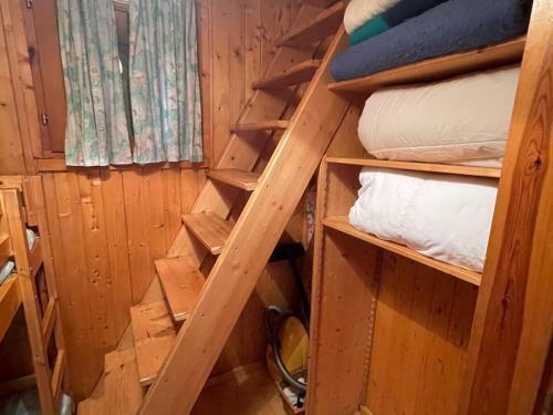 Chalet Barcelonnette, 3 Pi�ces, 4 Personnes - Fr-1-165a-151