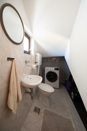 Luxury Apartment Pharos