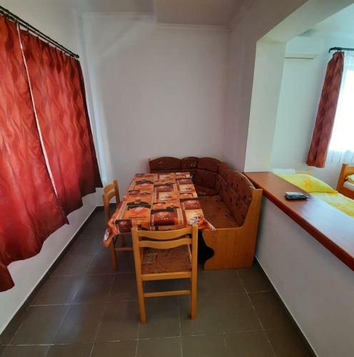 Hostal Balassa Csal�di Apartman