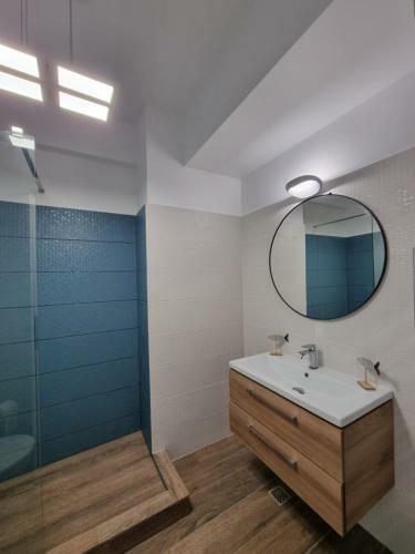 Blue Apartament Near The Sea