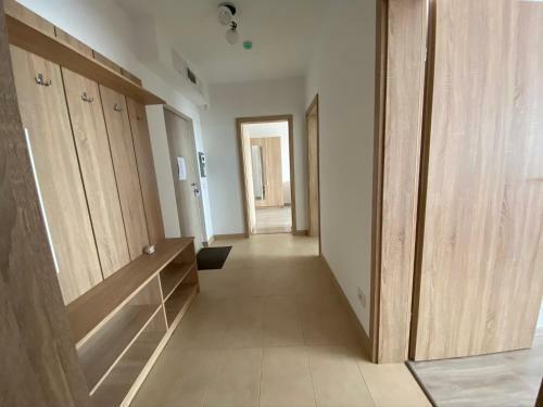 Apartamento Prima Onestilor Central Ap Decomandat In Vecin?tate Cu Prima Shops Mall