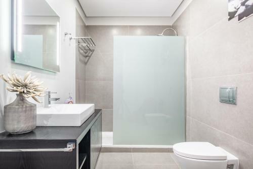 Moradia T3 Geminada Em Santo Ant�nio, Funchal