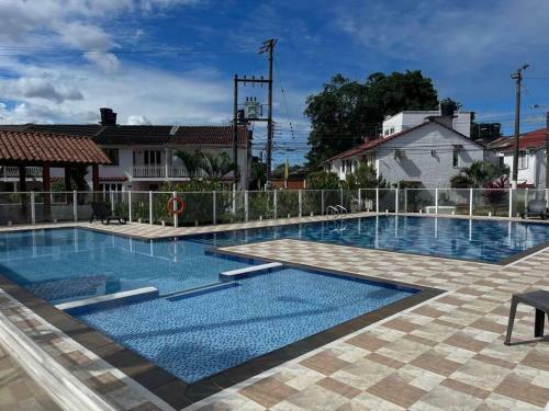 Agradable Casa En Conjunto Cerrado Con Parqueadero