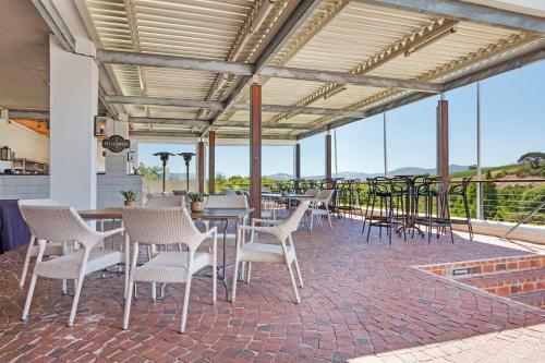 De Zalze Winelands Golf Lodges 18