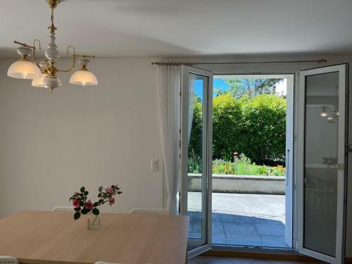Individual Villa With Free Parking Next To Lausanne