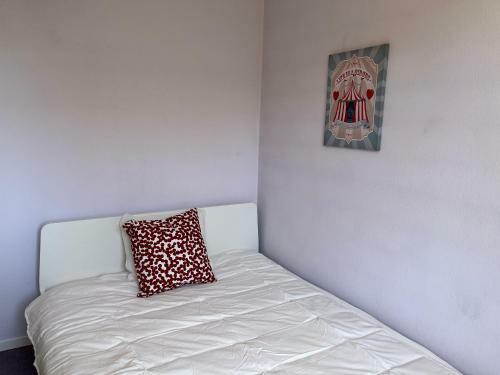 Individual Villa With Free Parking Next To Lausanne