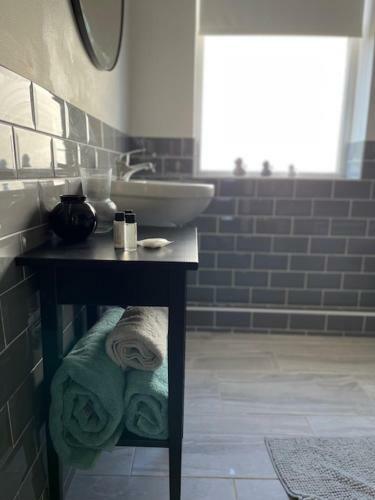 Devonshire Bungalow - Close To The Coast & Lakes.