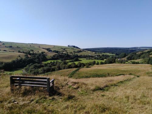 Peaceful Hideaway At Pen Y Banc Smallholding