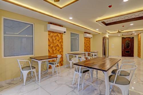 Hotel Heera Grand