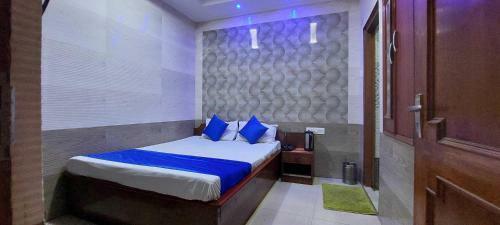 Oyo 91951 Hotel Shimla Pink