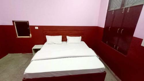 Hotel Oyo 89571 Tushar Residency
