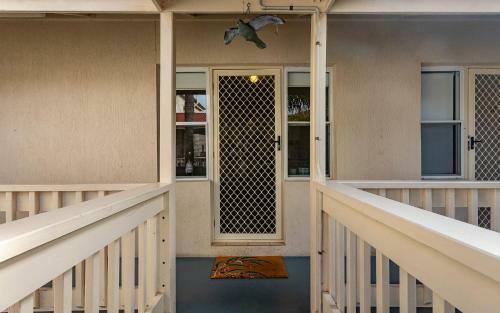 Smugglers Resort-style Apartment No 11