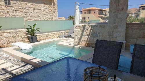 Zefyros Suite , Seafront Retreat !