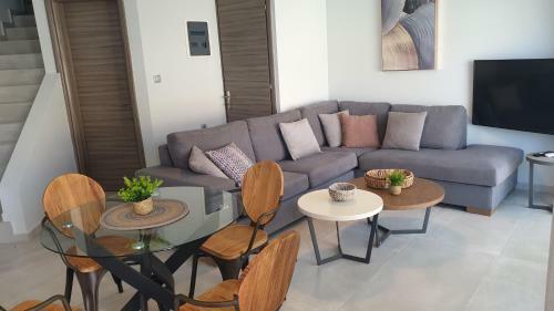 Zefyros Suite , Seafront Retreat !