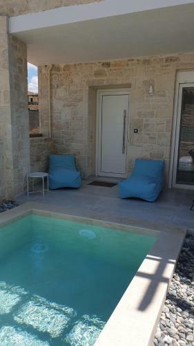 Zefyros Suite , Seafront Retreat !