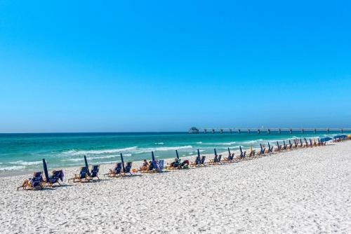 Destin West Bayside Sandpiper #305- Licensed To Chill
