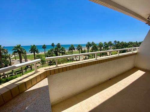 Apartamento Casa Oroel - Ivan Luxury Homes - Frontal 4� Planta - 1� Linea de Playa