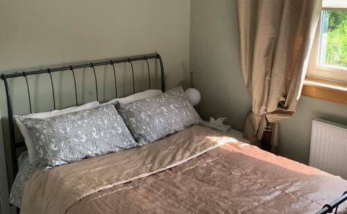 Bedroom In Findlay Apartment
