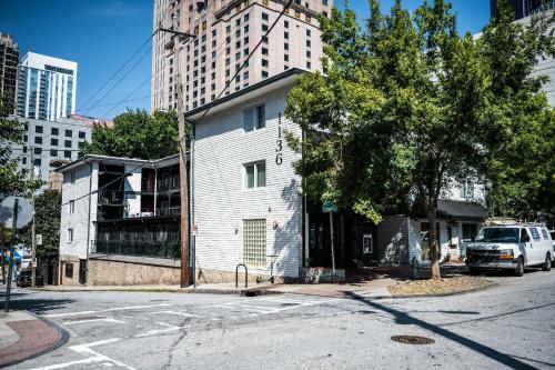 Apartamento Stayatl - - Central Midtown Apt Walk To Georgia Tech