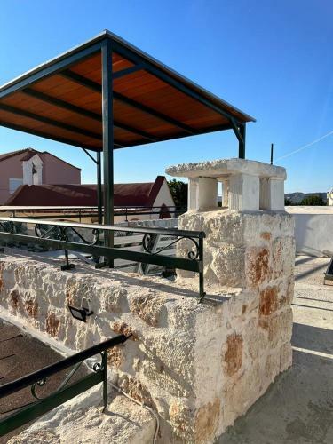 Apartamento Tholos Studio, Sternes