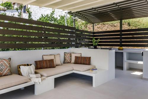 Breezy Rooftop House