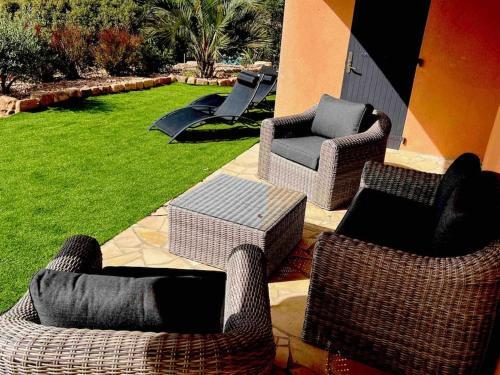 Apartamento Villa Christ?al Carg�se (bas Villa)
