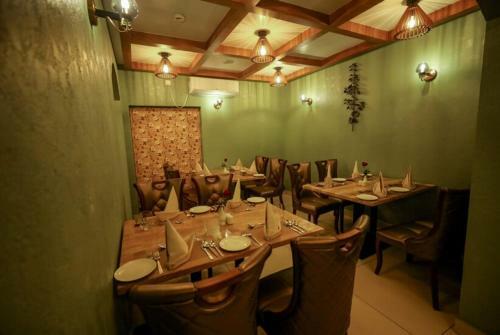 Surendra Trident Hotel