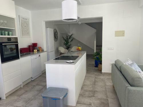 Gorgeous Newly Renovated Villa In Calpe