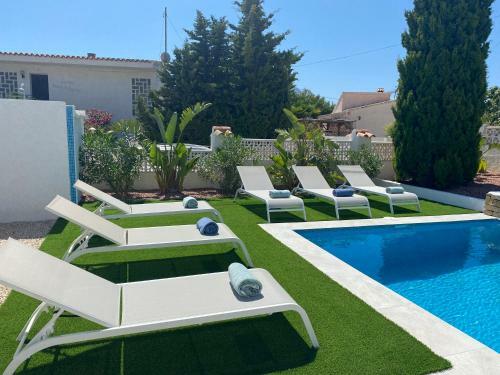 Gorgeous Newly Renovated Villa In Calpe