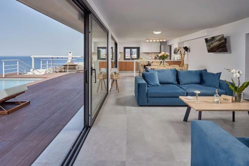 Blue Armonia Villa With Heated Pool