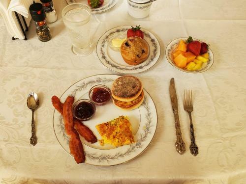 The Weis Mansion Bed And Breakfast