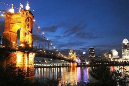 Apartamento Glamorous 1br Minutes Away From Downtown Cincy!