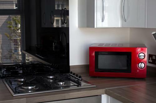 Lovely 1 Bedroom Apartment With Parking On Premises