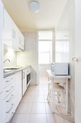 Apartamento Close To Playa Las Vistas With Pool And Parking