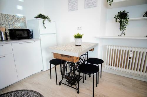 ?nostalgie Apartment L Innenstadt L Smart Tv L K�che