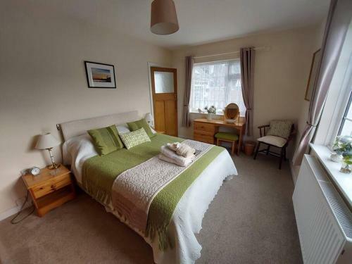 Private Apartment, Parking, Sea And Country Views