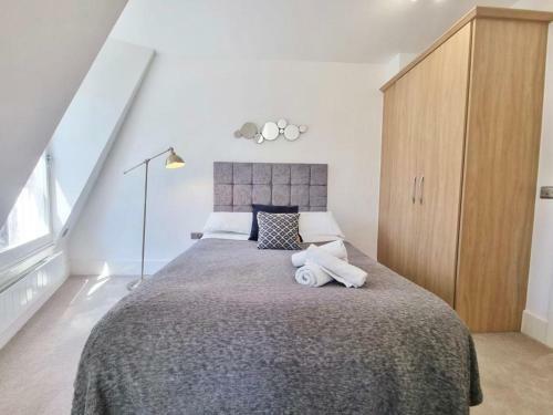 Lovely 1 Bed Apartment In Old Market Square